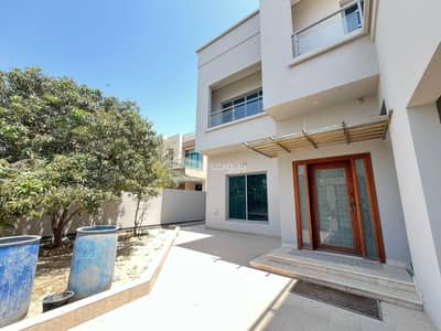 4 Bedroom Villa for Rent in Saar, Northern Governorate - 3 Bedrooms Villa For Rent Saar, Northern Governorate