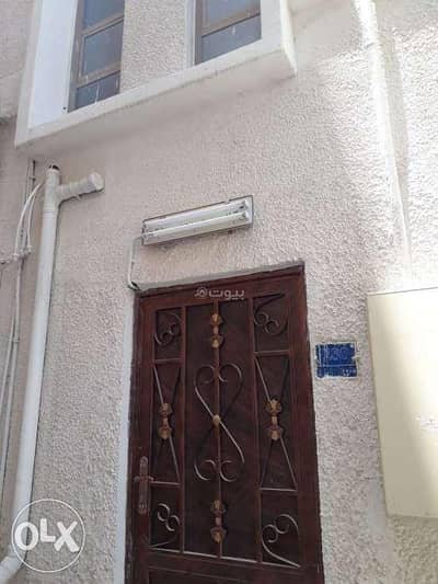 10 Bedroom Villa for Sale in Al Hidd, Muharraq Governorate - 10 Bedrooms Villa For Sale in Al Hidd, Muharraq Governorate