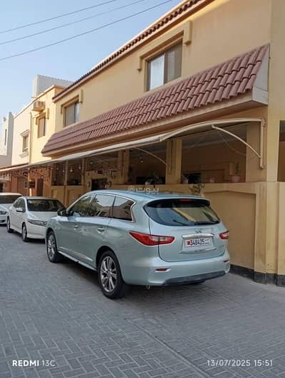 9 Bedroom Villa for Sale in Al Hidd, Muharraq Governorate - 9 Bedrooms Villa For Sale Al Hidd, Muharraq Governorate