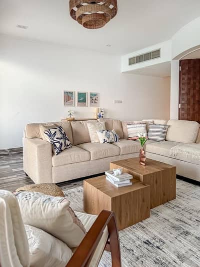 2 Bedroom Flat for Rent in Amwaj Island, Muharraq Governorate - 2 Bedrooms Apartment For Rent Amwaj Island, Muharraq Governorate