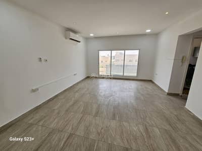 3 Bedroom Flat for Rent in Saar, Northern Governorate - 2 Bedroom Apartment For Rent in Al Hidd, Muharraq Governorate