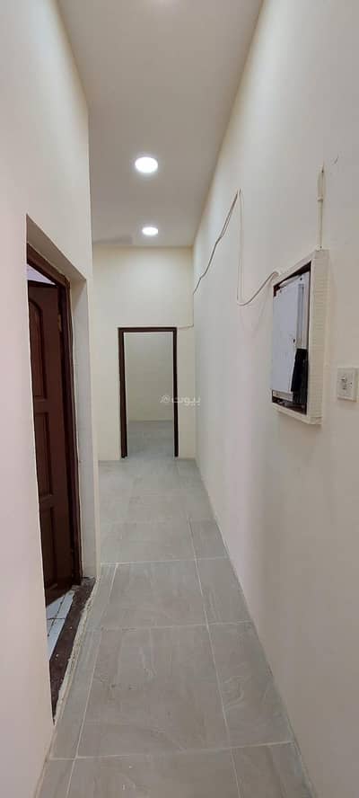 2 Bedroom Apartment for Rent in Muharraq, Muharraq Governorate - 2 Bedrooms Apartment For Rent Muharraq Governorate
