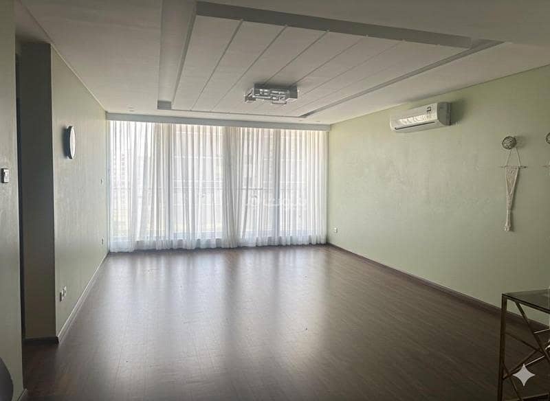 3 Bedrooms Apartment For Rent Janabiyah, Northern Governorate