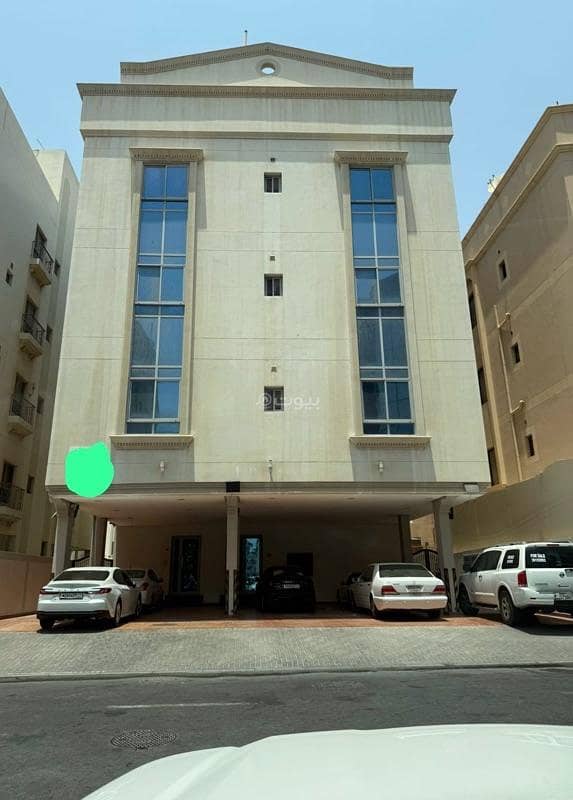 مبنى تجاري للبيع في جنابية، المحافظة الشمالية