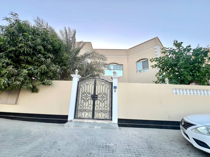 3 Bedrooms Villa For Rent Janabiyah, Northern Governorate 3 Bedrooms Villa For Rent Janabiyah, Northern Governorate