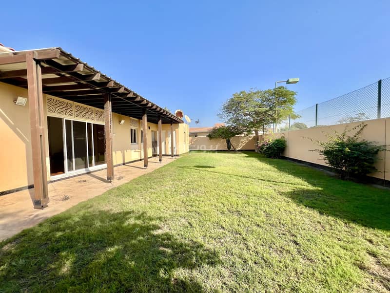 3 Bedrooms Villa For Rent Janabiyah, Northern Governorate 3 Bedrooms Villa For Rent Janabiyah, Northern Governorate