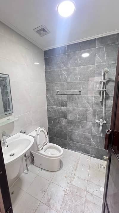 فلیٹ 3 غرف نوم للايجار في قلالي، محافظة المحرق - شقة مكونة من 3 غرف نوم للإيجار في القلالي، محافظة المحرق