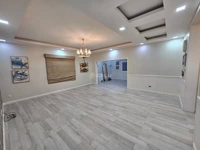 8 Bedroom Villa for Sale in Arad, Muharraq Governorate - 8 Bedrooms Villa For Sale in Arad, Muharraq Governorate