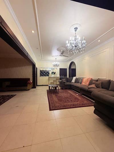 فیلا 4 غرف نوم للايجار في الرفاع، المحافظة الجنوبية - فيلا 4 غرف نوم للإيجار في ريفي, المحافظة الجنوبية