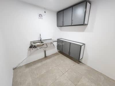 فلیٹ 1 غرفة نوم للايجار في المحرق، محافظة المحرق - شقة مكونة من 3 غرف نوم للإيجار في الجلاي، محافظة المحرق