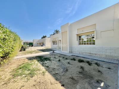 فیلا 3 غرف نوم للايجار في سار، المحافظة الشمالية - فيلا 4 غرف نوم للإيجار سار، محافظة الشمالية