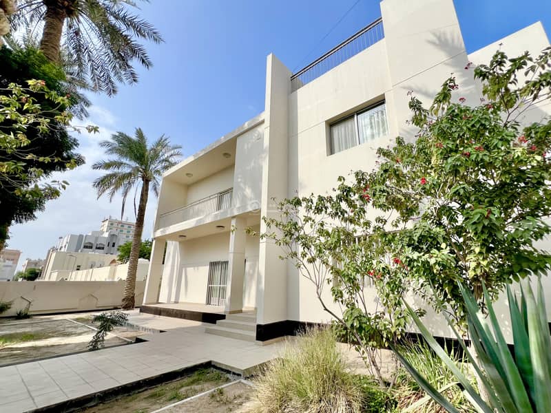 4 Bedroom Villa For Rent in Janabiyah, Northern Governorate 4 Bedroom Villa For Rent in Janabiyah, Northern Governorate