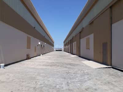 عقارات تجارية اخرى  للايجار في سترة، المحافظة الجنوبية - مساحة تجارية مكونة من غرفة واحدة للإيجار في سترة، المحافظة الجنوبية