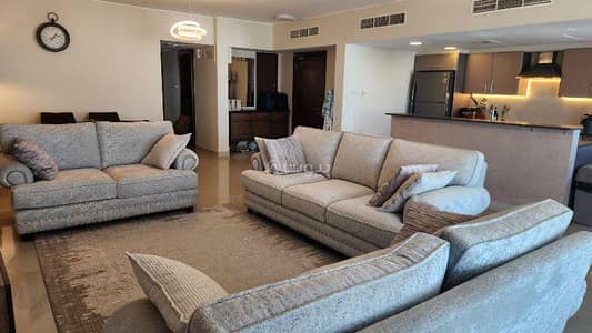 2 Bedroom Flat for Sale in Amwaj Island, Muharraq Governorate - 2 Bedrooms Apartment For Sale Amwaj Island, Muharraq Governorate