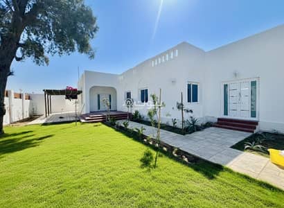 فیلا 4 غرف نوم للايجار في سار، المحافظة الشمالية - فيلا 4 غرف نوم للإيجار في سار، المحافظة الشمالية