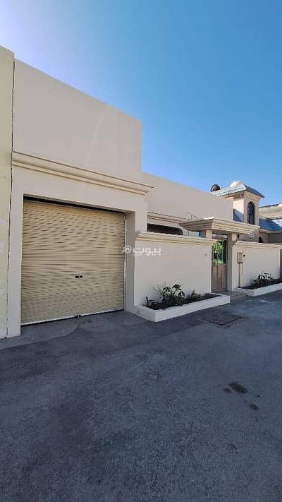 4 Bedroom Villa for Sale in Riffa, Southern Governorate - 4 Bedrooms Villa For Sale Riffa, Southern Governorate 4 Bedroom Villa for Sale in Riffa, Southern Governorate - 4 Bedrooms Villa For Sale Riffa, Southern Governorate