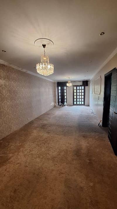 6 Bedroom Villa for Sale in Isa Town, Southern Governorate - 6 Bedrooms Villa For Sale in Isa Town, Southern Governorate